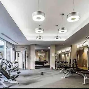 Beautiful Unit In Heart Of Downtown Canadá