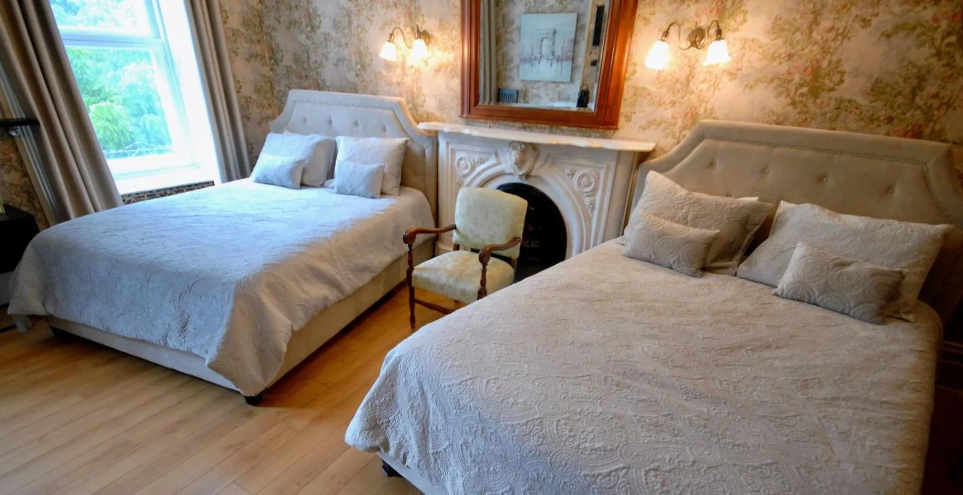 Manoir Sainte Genevieve Hotel Quebec City Canada